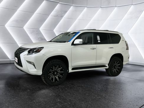 Used 2021 Lexus GX 460 Luxury w/ Off Road Package AWD/4WD image 3