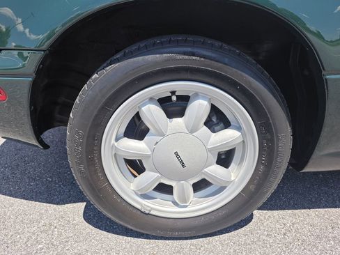 Used 1991 MAZDA MX-5 Miata RWD image 37