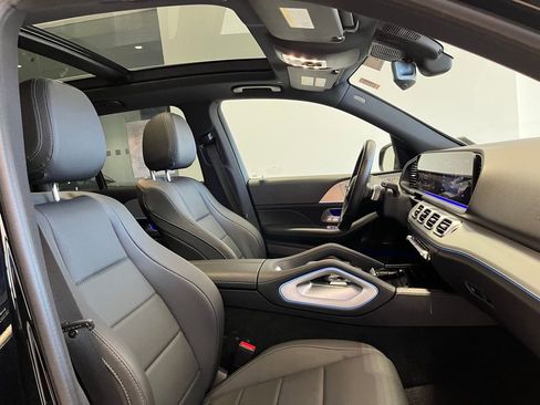 Used 2025 Mercedes-Benz GLE 350 4MATIC image 30