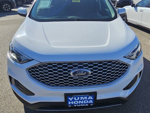 Used 2024 Ford Edge SEL image 2