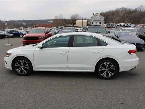 Used 2020 Volkswagen Passat 2.0T SEL image 5