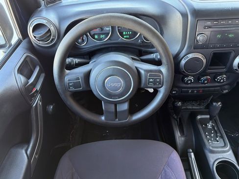 Used 2013 Jeep Wrangler Sport AWD/4WD image 13