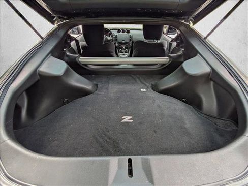 Used 2009 Nissan 370Z Coupe w/ Aerodynamics Pkg RWD image 6