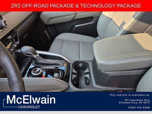 Used 2025 Chevrolet Colorado ZR2 w/ Technology Package AWD/4WD image 27