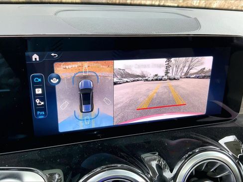 New 2026 Mercedes-Benz GLB 250 4MATIC image 8