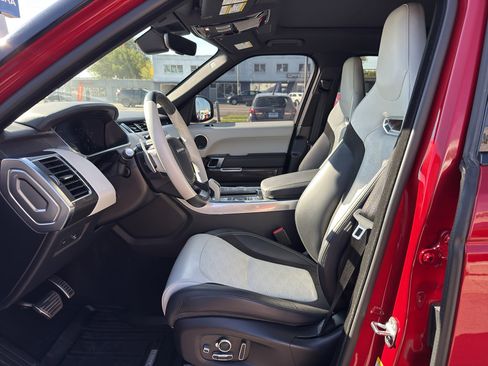 Used 2022 Land Rover Range Rover Sport SVR image 11