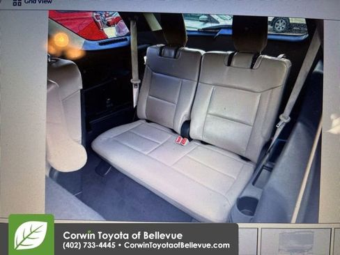 Used 2021 Ford Explorer XLT w/ Equipment Group 202A image 18