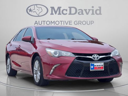 Used 2015 Toyota Camry SE FWD image 7