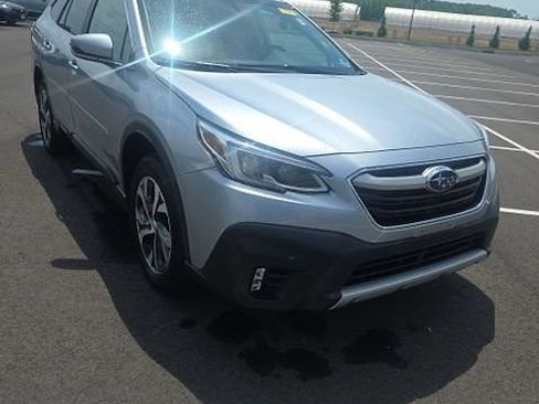 Used 2020 Subaru Outback Limited AWD/4WD image 3