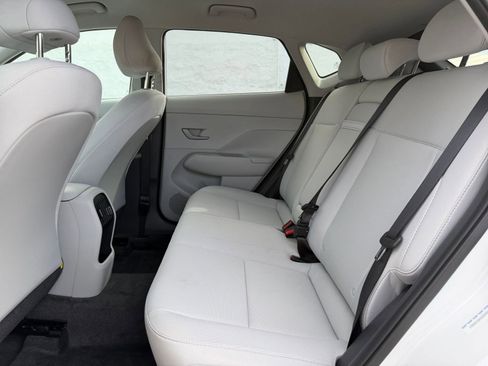 Used 2025 Hyundai Kona SEL image 25