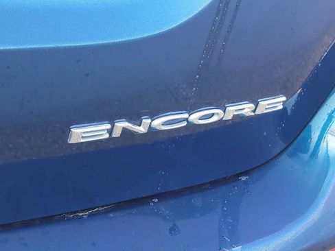Used 2020 Buick Encore Preferred FWD image 29