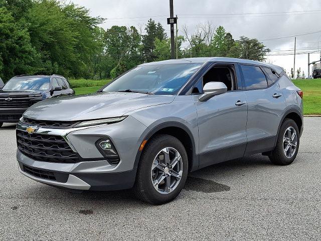 Certified 2023 Chevrolet Blazer LT w/ Driver Confidence Package AWD/4WD image 3