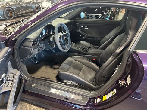 Used 2018 Porsche 911 GT3 RWD image 10