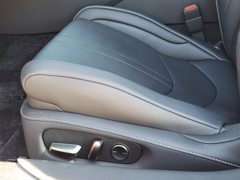 Used 2024 Lexus LC 500 Convertible w/ Touring Package image 31