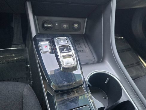 Certified 2023 Hyundai Sonata SEL w/ Convenience Package FWD image 18