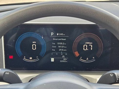Used 2025 Hyundai Tucson SEL FWD image 16