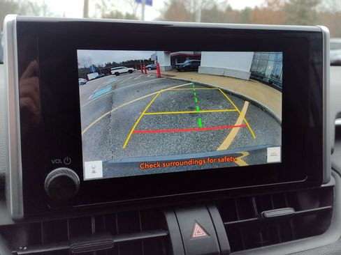 Used 2024 Toyota RAV4 LE image 28