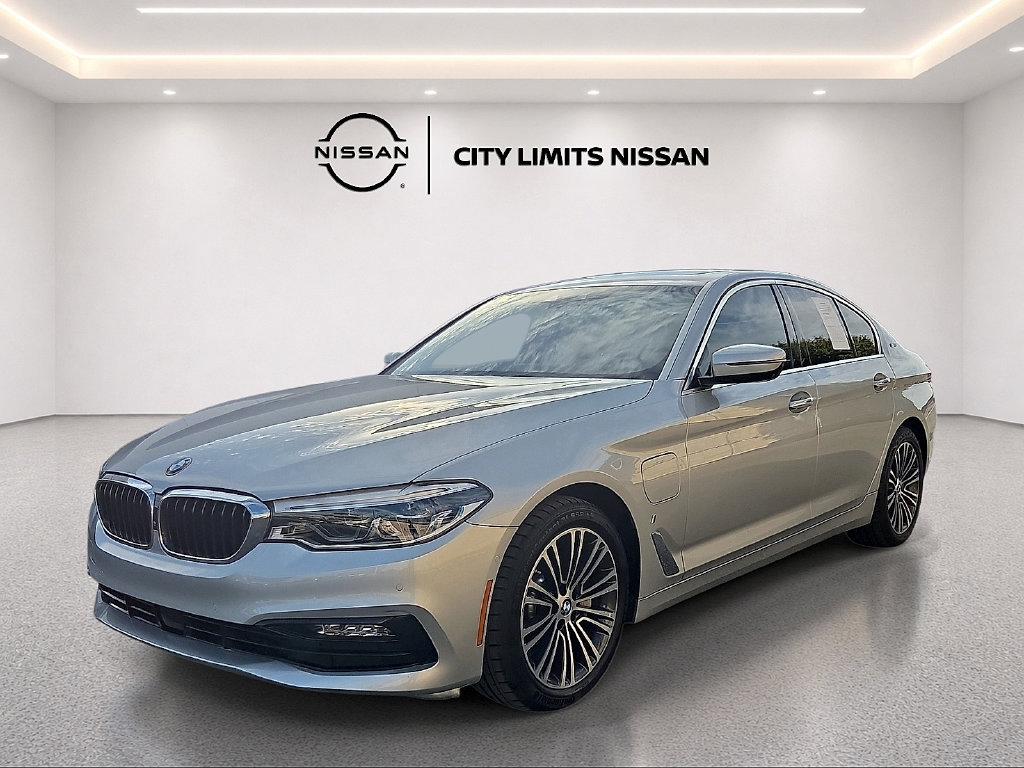 Used 2018 BMW 530e RWD image 2