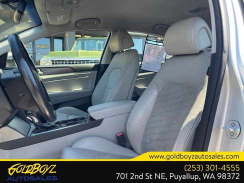 Used 2015 Hyundai Sonata Sport w/ Option Group 04 FWD image 13