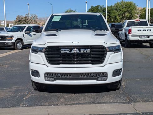 Used 2025 RAM 1500 Laramie w/ Sport Appearance Package AWD/4WD image 9