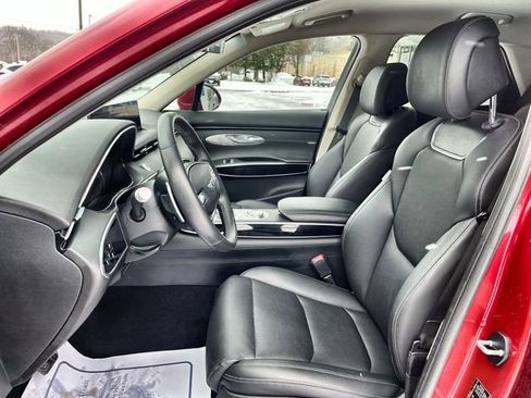 Used 2025 Genesis GV70 2.5T image 15