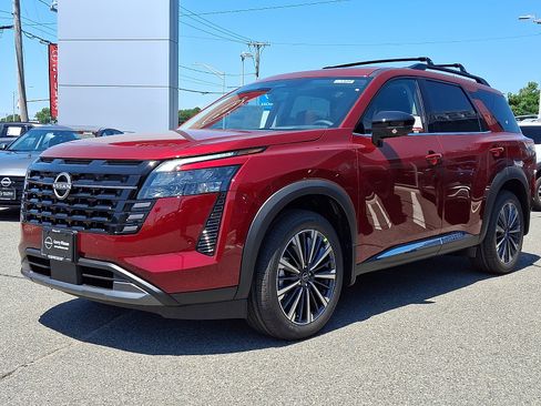 New 2026 Nissan Pathfinder Platinum AWD/4WD image 2