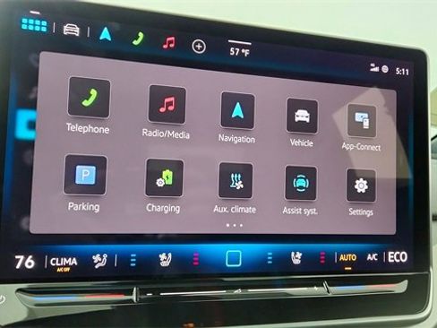 Used 2025 Volkswagen ID.4 Pro S Plus image 45