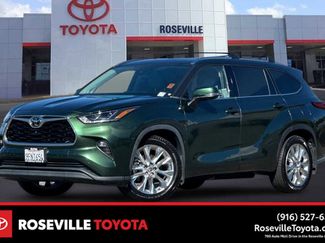 Used 2023 Toyota Highlander Limited video 1