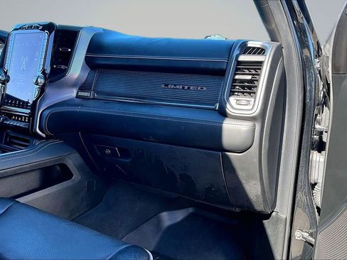 Used 2020 RAM 1500 Limited image 17