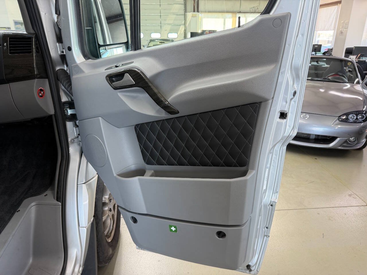 Used 2017 Mercedes-Benz Sprinter 2500 w/ Active Safety Plus Package image 24