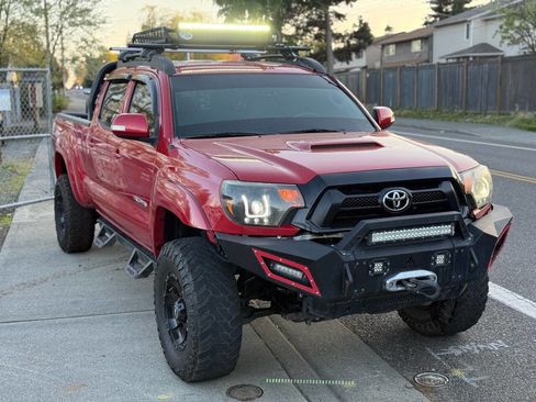 Used 2015 Toyota Tacoma 4x4 Double Cab w/ TRD Sport Package image 6