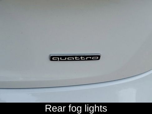 Used 2021 Audi Q5 2.0T Premium w/ Convenience Package image 7