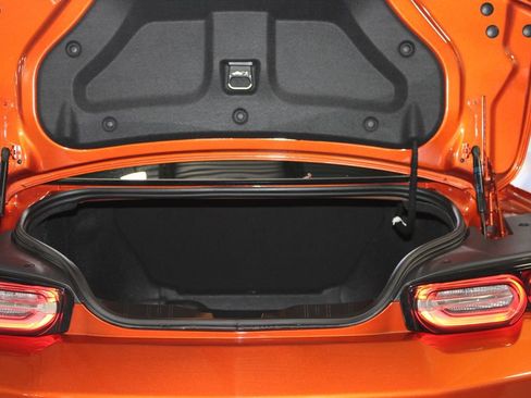 Used 2022 Chevrolet Camaro SS RWD image 26