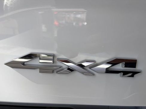 New 2025 RAM 2500 Laramie image 12