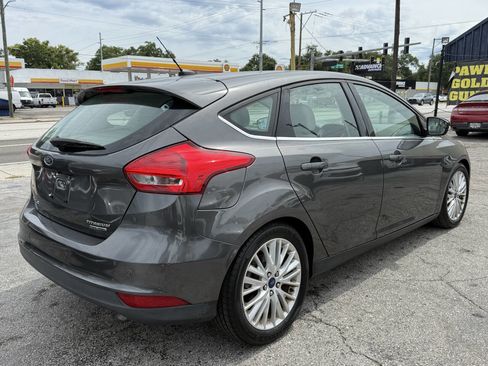 Used 2015 Ford Focus Titanium FWD image 6