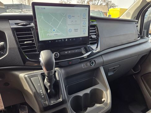 Used 2024 Ford Transit 350 XLT image 31