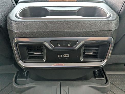 Certified 2025 Chevrolet Silverado 3500 High Country w/ Technology Package AWD/4WD image 29