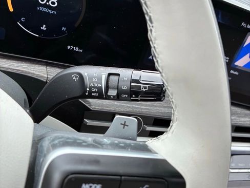 Used 2024 Hyundai Santa Fe Calligraphy image 29