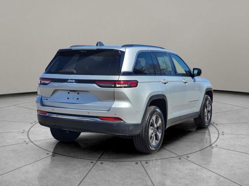 Certified 2022 Jeep Grand Cherokee Limited 4xe w/ Luxury Tech Group II image 12