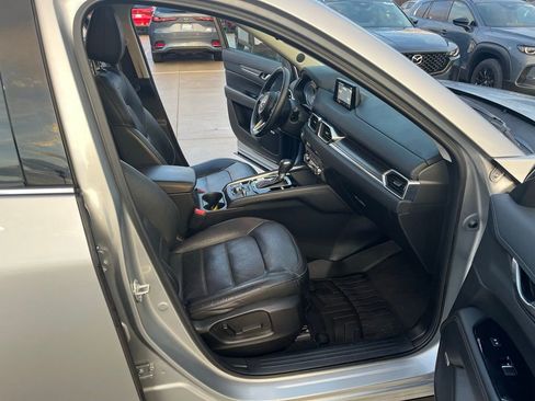 Used 2017 MAZDA CX-5 Grand Touring w/ Premium Package image 16