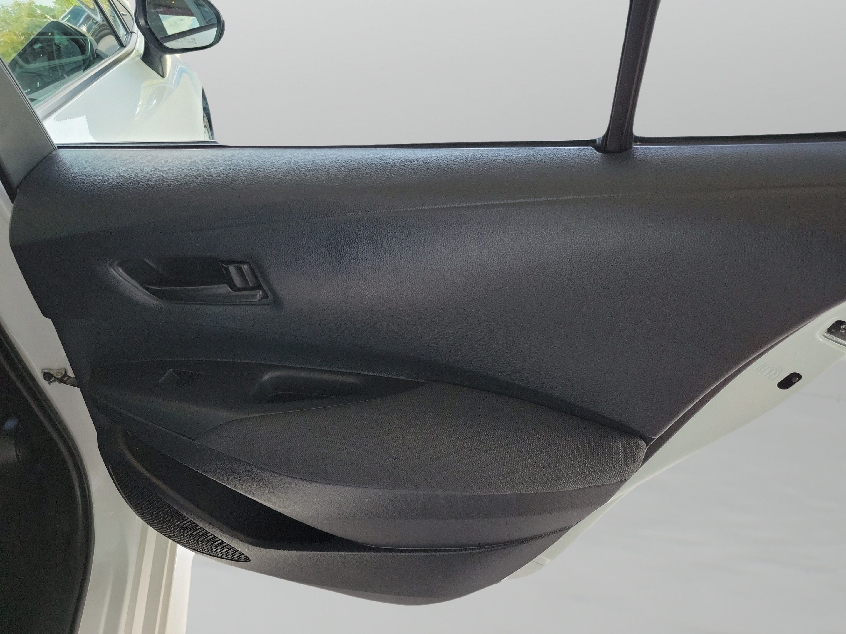 Used 2024 Toyota Corolla LE FWD image 27