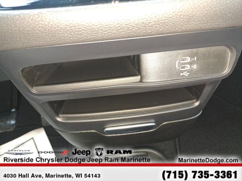 New 2026 Chrysler Pacifica Select image 18