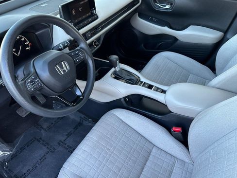 Certified 2025 Honda HR-V LX image 9