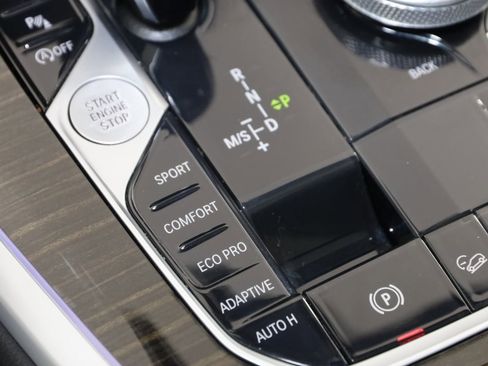 Used 2020 BMW X7 xDrive40i w/ Premium Package image 31