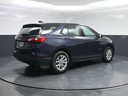 Used 2019 Chevrolet Equinox LS image 23