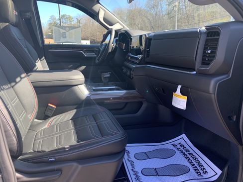 New 2025 Chevrolet Silverado 1500 RST AWD/4WD image 28