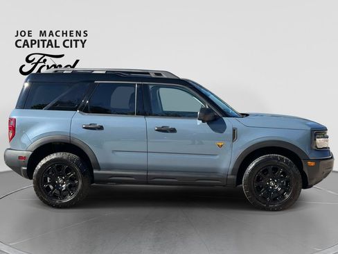 Used 2025 Ford Bronco Sport Badlands w/ Badlands Tech Package AWD/4WD image 3