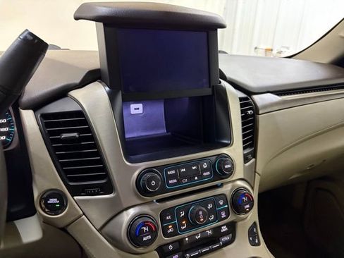 Used 2018 GMC Yukon XL Denali image 57