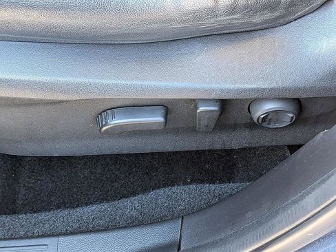 Used 2020 Subaru Forester Limited w/ Popular Package #3 image 16