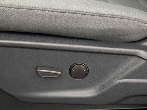 Used 2025 Ford F150 XLT w/ Equipment Group 301A Standard image 17